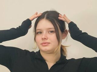 naked webcamgirl MauritaRoberge