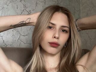 hot cam slut MayeRidenour