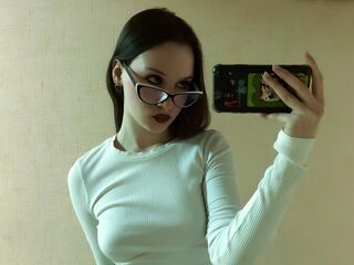 naked cam girl masturbating with dildo MeganDendy