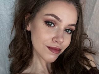 fingering webcamgirl MeleeEva