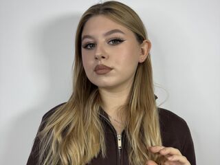 camslut fingering wet pussy MercedesVaught