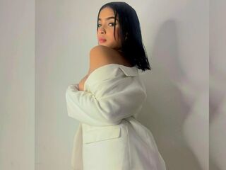 camgirl masturbating with sextoy MiaNumi