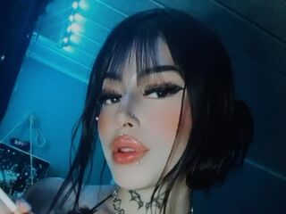 naked cam girl photo MillyBell