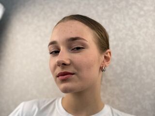 free sex cam MinnaMelugin