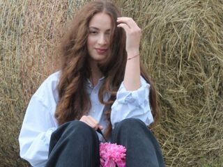 girl fingering bald pussy MoonSany