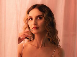 hot girl webcam photo MoonSeraphine