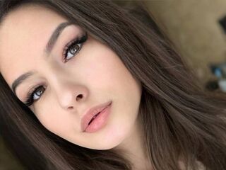 camwhore fingering pussy NeldaGoffin