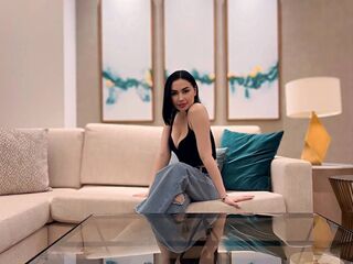 fingering girl webcam picture NicoleMil
