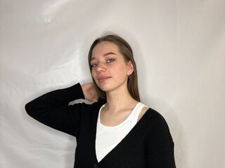 camgirl playing with sex toy OdeliaBrucker