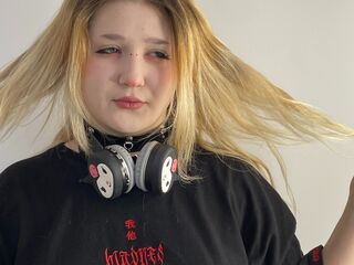 naughty cam girl picture PilarVanhee