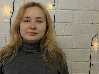 naked webcamgirl picture PollySausedo