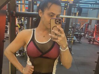naked cam girl fingering pussy RafaelaCamargo