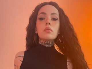 hot cam hooker RavenWinx