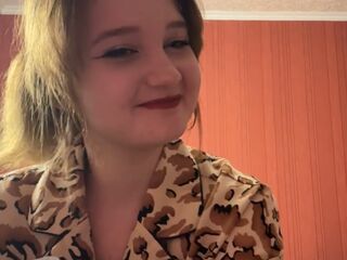 hot strip tease webcam RendaKhairallah