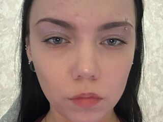 camwhore spreading pussy RoniRopes