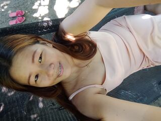 fingering camslut RoxetteBrown