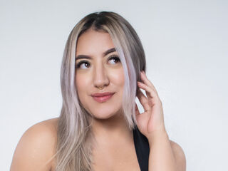 naked camgirl gallery SamanthaSain