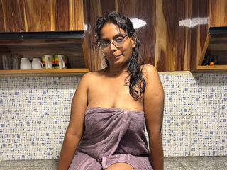 girl camsex SanjuSanjana