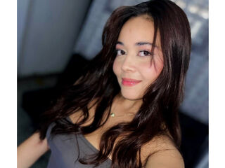 nude webcamgirl pic SarahBlass
