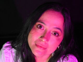 cam girl showing tits SaraiSophia
