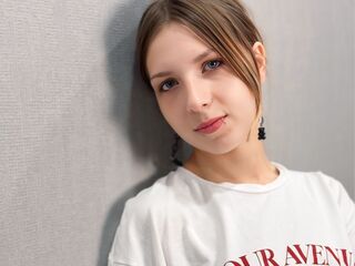 naked cam girl gallery SariCroson