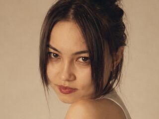 webcam strip tease show SeeBugl