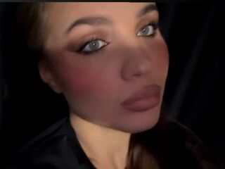 naughty cam girl SeemaRedhouse