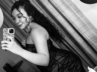 naked girl with webcam fingering pussy SharonBlairr