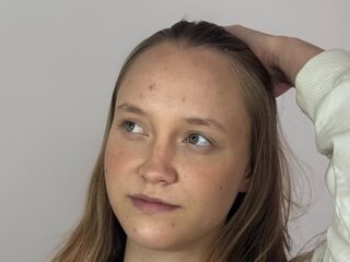 naughty cam girl masturbating SharriDougan