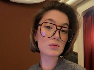 livesex video SheilaSweezer