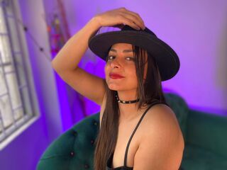 naked cam chatroom SkyReynolds