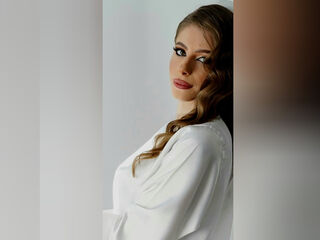 camgirl masturbating SofiaVosew