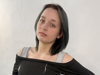 hot strip tease show SoleneWinter