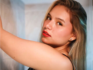 hot cam slut SusieJohns