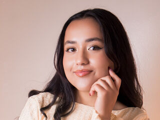 hot cam girl masturbating with vibrator TammyBorch