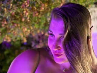 hot girl TarahZullo