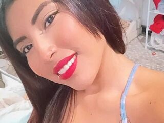 nude webcamgirl pic TatianaMartinez