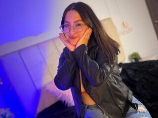 hot cam girl fingering pussy ValeriaMontclair