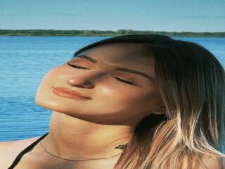 naked webcamgirl VerlineBurth