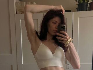 girl VeronicaRobinson