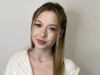 naughty cam girl masturbating with dildo ViolaKranze