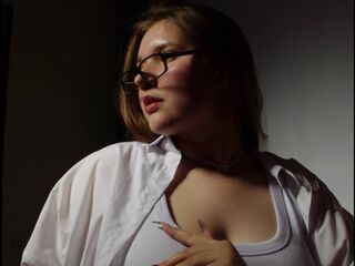 live webcam model WhiteeChloee