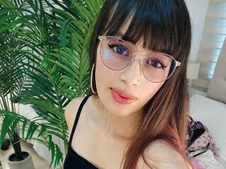 camwhore masturbating YiyisRebel