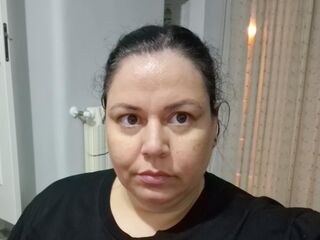 naked girl with webcam masturbating with dildo rubacuoribella