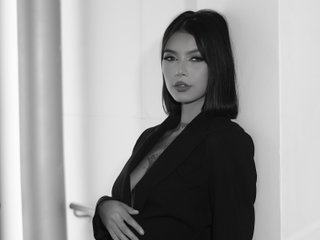 Val Monroe